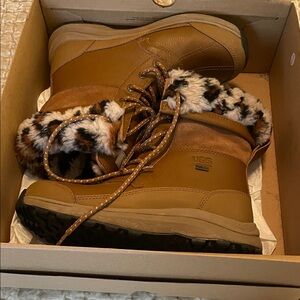 UGG Women's Brown Winter Boots with Fur Trim